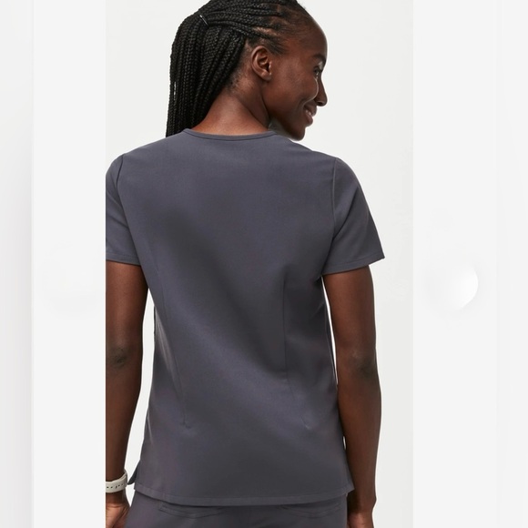 Women’s Figs Catarina One Pocket V-Neck Scrub Top Style FW1000 Size Medium - Picture 2 of 16